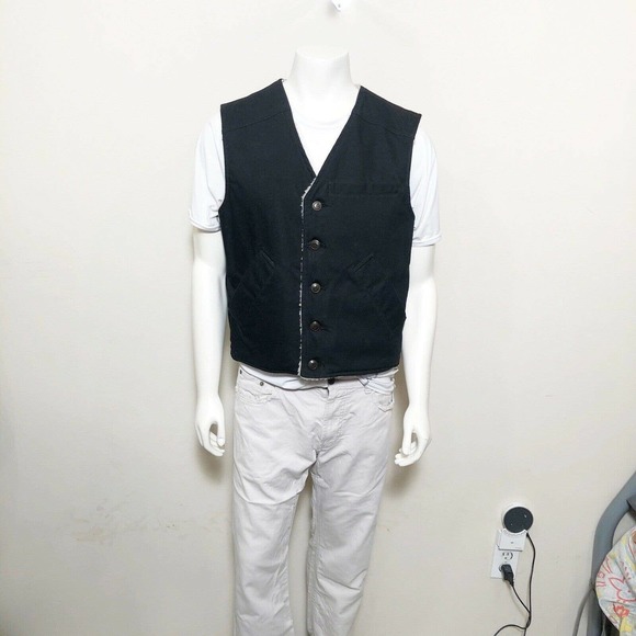 Outback Trading - Marlboro Vest Reversible Sherpa - Picture 2 of 6